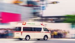 연예인 태우고, 출퇴근용으로…'가짜 구급차', 결국