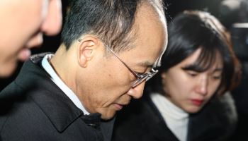 내란특검, 추경호 의원 불구속 기소…"尹에 협조 요청 받아"