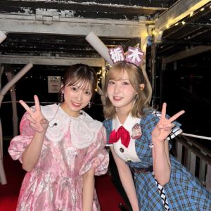 세이마이네임 히토미, 日AKB48 20주년 콘서트 깜짝 등장