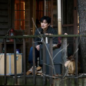 김필, 신곡 '드라이 플라워'로 컴백…배우 박희순 MV 주연