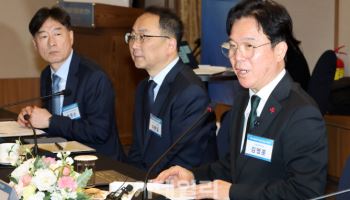 김영훈 고용부 장관, 청년 일자리 첫걸음 실천 선언식 인사말