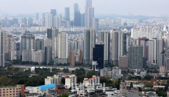 “가계·부동산 자금 10%p를 기업에 주면…장기성장률 0.2%p 제고”