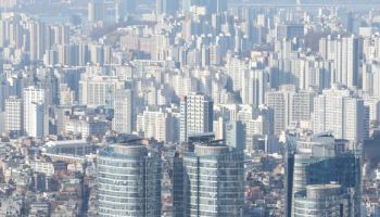 은행은 줄었는데 2금융권 '풍선효과'…지난달 가계대출 4.1조 ↑