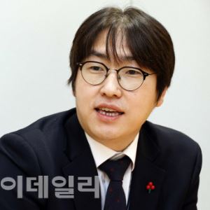 "韓 AI반도체, 투트랙 간다"…국산 제품도 지원[인터뷰]