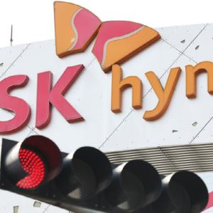 SK하닉 '투자경고' 무슨 일? "시대착오적" 개미들 분통