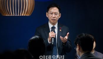 배경훈 부총리 "AI 거품 안온다…반드시 성과 낸다"(종합)