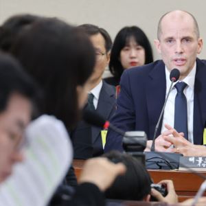 쿠팡 “내년 상반기 한국에도 패스키 도입”…배경훈 부총리 “안심주소 정책 검토”