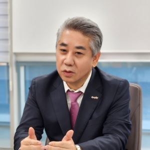 심운섭 그래피 대표 “글로벌서 러브콜 쇄도…내년 수익개선 본격화”