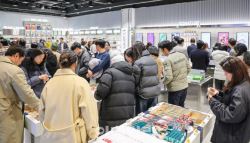 1020은 올리브영, 3060은 어디로?…엄마들 몰려간 이곳 [르포]