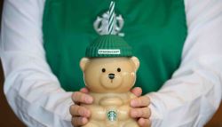 난투극까지 벌어진 `스벅 곰돌이컵`…韓재출시후 중고가 2배