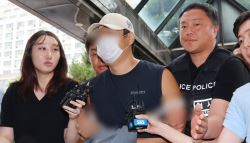 "부모가 아들을 하늘에서 보길 원할지"...가족 살해 30대, 결말은?	