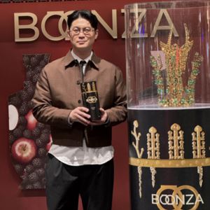 최자 술 `분자`에 신라 금관 씌웠다…“전통주도 뮷즈처럼 힙하게”