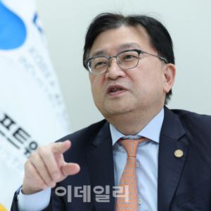 “제조데이터가 무기…한국형 AI, 반도체까지 ‘풀스택’ 갖췄다”