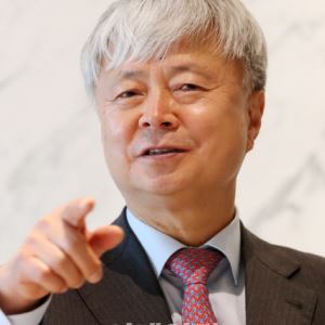 "산업지형 격변·규제위협 일상화…통합솔루션으로 기업 선제대응 지원"