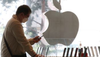 인도 정부 “스마트폰 소스코드 달라”…애플·삼성·구글 ‘화들짝’