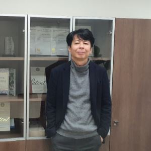 박세진 유엑스엔 대표 "연내 세계 첫 백금 CGM 국내 허가...중동도 적극 공략"