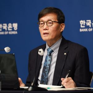 이창용 “고환율, 만장일치 동결 주요 요인 부정할 수 없어”[일문일답]