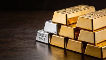 “금 사러 줄 선다”…주식 보다 ‘골드바’ 사는 사람들