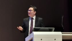 케어젠 'CG-P5' 1상 마침표…신약개발사 전환 시험대