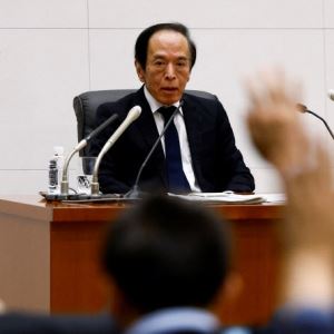 일본은행, 기준금리 동결 전망…성장률 전망치 상향하나