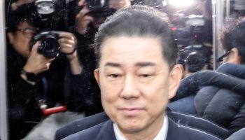 김병기 "당에 부담…재심 신청않고 떠나겠다"(상보)