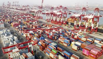 중국 경제, 수출 선방 힘입어 연간 5% 성장세 이어가(상보)