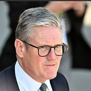 英총리 "트럼프 관세 부과 결정 틀려…보복은 '아직'"