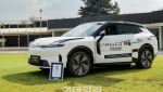 "中 기술력 무섭네"…링크앤코 08, 전기모드로 293km 주행 세계기록