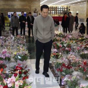 장동혁 ‘목숨 건’ 단식에 보수는 결집…판세는 ‘제자리’?