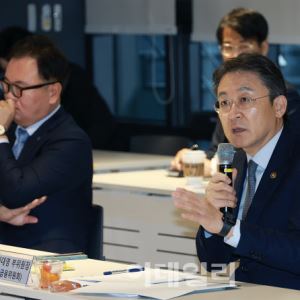 "씬파일러 포용" 금융위, 신용평가체계 뜯어고친다