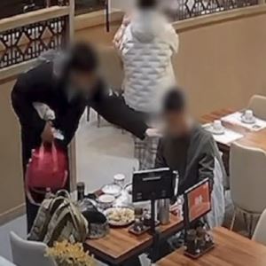 “군인 밥값 내고 사라진 부부를 찾습니다” [따전소]