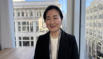 "중국 진출·홈케어 시장 침투"…클래시스, 4조 몸값 회복 나선다