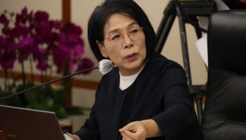 최민희 “오히려 잘 됐다…사랑재 예약, 규정대로 진행됐다”