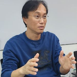 “약 한번 맞아보고 죽고 싶다”…젬백스,  GV1001 조건부 허가 승부수