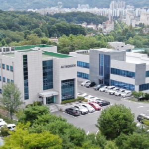 알테오젠, 사상 최대 실적 달성…매출 2021억원, 영업익 1148억원