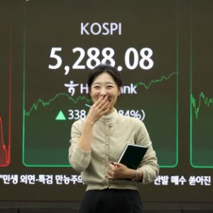 금세 꺼져버린 환율 하락 안정 기대…“변동성 국면 진입”