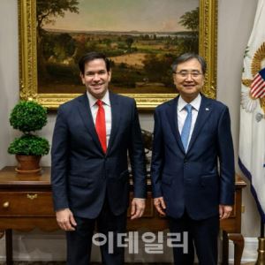 美 “한미 외교 장관, 원자력·핵잠·조선·대미투자 협력 합의”(상보)