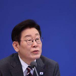 李대통령 “다주택자보다 ‘집값 폭등’ 고통 국민 배려 받아야”