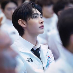 ‘팀 코리아’ 응원 나선 K팝, 주춤한 동계올림픽 열기 끌어올릴까