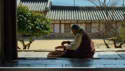 "의도를 모르겠다"…中기업, CES서 한옥·한복 영상 노출	