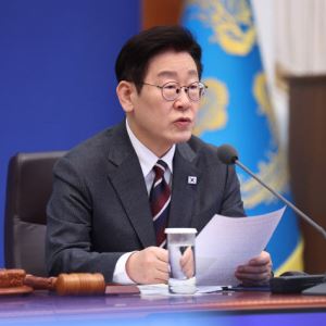 서울대 교수 “부동산 기득권 맞서는 李대통령, 시원함 느낀다”