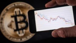 비트코인 13% 폭락해 6.2만달러선까지 추락…‘디지털 금' 서사 급속 퇴색