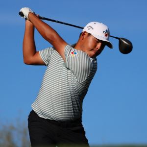 '이글·버디 쇼' 김시우, 하루 만에 반전…9타 줄이고 상승세 재점화