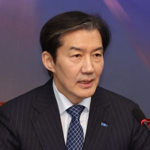 조국 “2월 13일까지 민주당 입장 밝혀라…없으면 합당 없다”