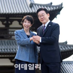 "일본 좋아요" 한국인 최고치...74%는 "트럼프 나빠요"
