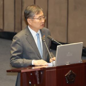 조현 "美그리어, 비관세장벽 개선 없으면 관세 인상한다 말해"