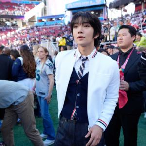 세븐틴 멤버 조슈아, 美'슈퍼볼' 현장 깜짝 등장