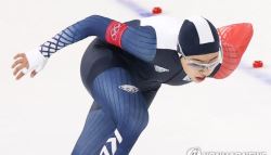 스피드스케이팅 이나현, 女1000m 9위...한국 선수 역대 최고 성적