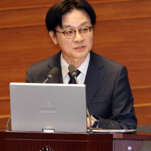 김정관 “대미특별법 통과시 관세인상 철회…미 상무장관과도 대화”