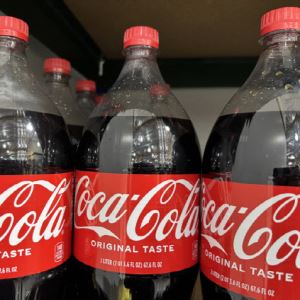 '설탕세' 미운 코카콜라…5년만에 어닝쇼크